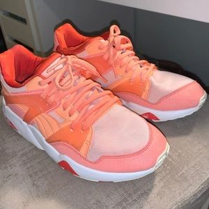 Women’s puma shoes size 7